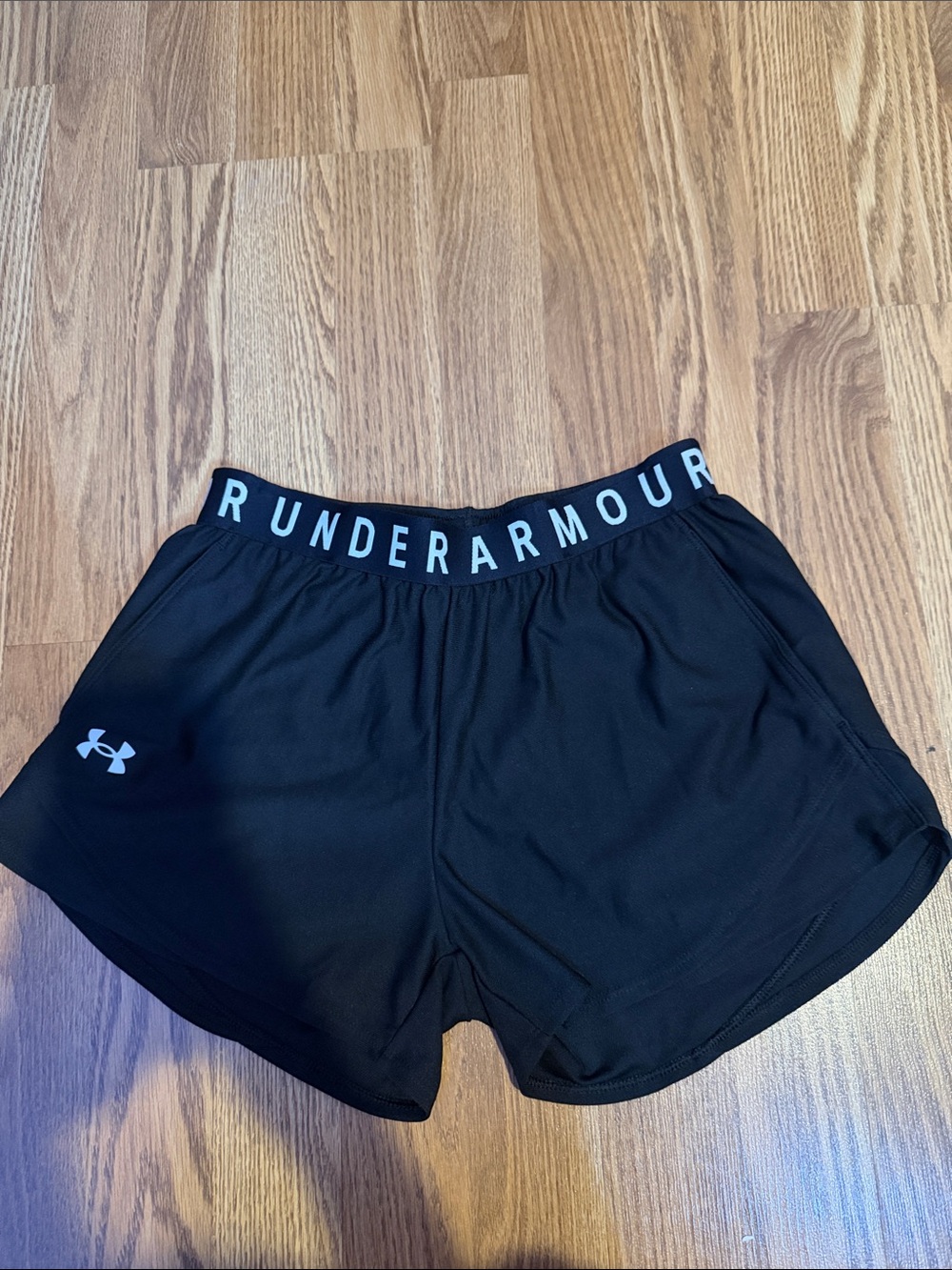 Under Armour Black Women's Athletic Shorts with Logo Waistband